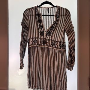 bohemian Zara long sleeve mini dress